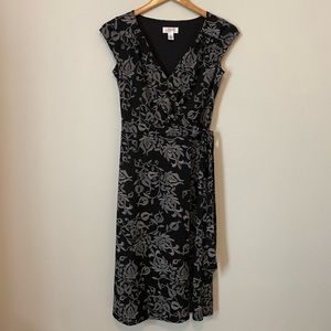 Ann Taylor LOFT Wrap Dress size 0 Black Floral